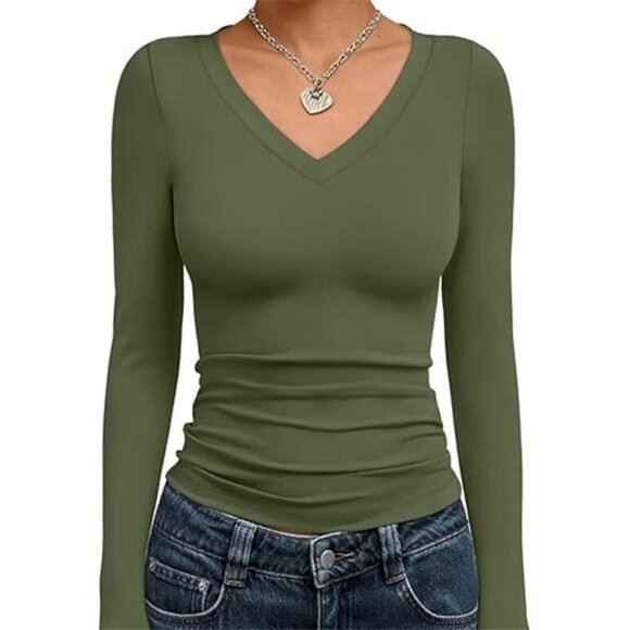 Slim Fit V-Neck Long Sleeve Athletic Crop Top - Picture 7 of 7